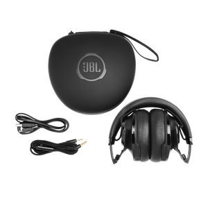 JBL Club 950NC - Black - Wireless over-ear noise cancelling headphones - Detailshot 6